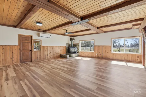 $415,000 | 185 East Lincoln Avenue, Richfield, ID 83349