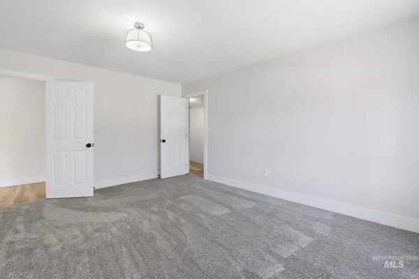 $415,000 | 185 East Lincoln Avenue, Richfield, ID 83349