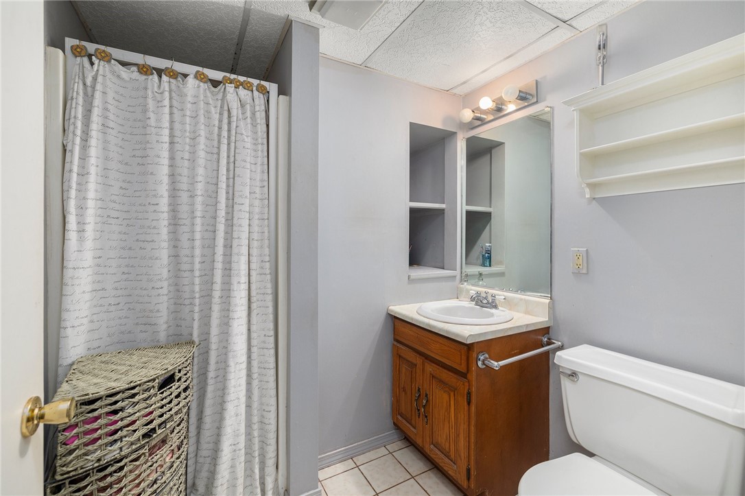 233 Lepes Road Tiverton, RI 02878 - Photo 26 of 44