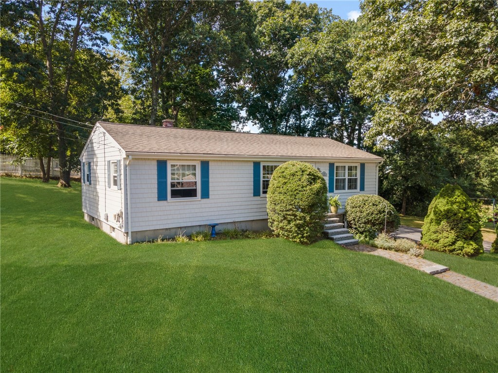 233 Lepes Road Tiverton, RI 02878 - Photo 7 of 44