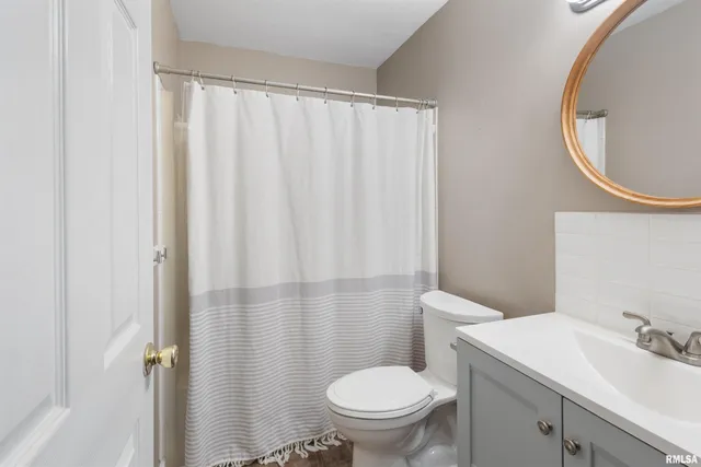 $269,000 | 3029 Teakwood Lane, Herrin, IL 62948