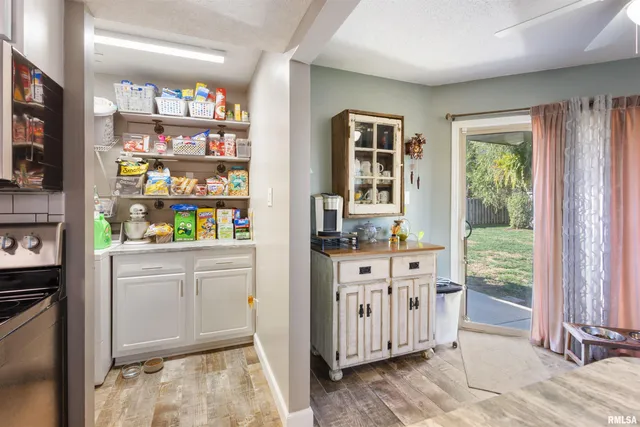 $269,000 | 3029 Teakwood Lane, Herrin, IL 62948