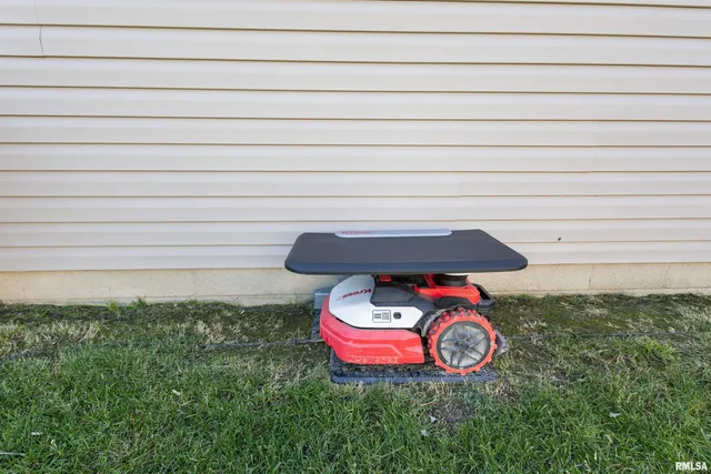 $269,000 | 3029 Teakwood Lane, Herrin, IL 62948