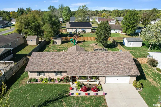 $269,000 | 3029 Teakwood Lane, Herrin, IL 62948