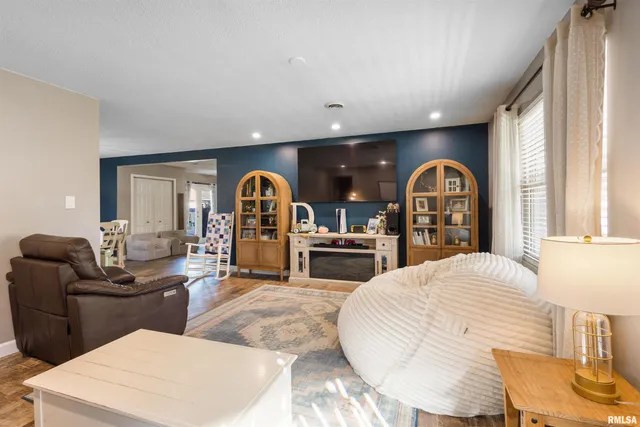 $269,000 | 3029 Teakwood Lane, Herrin, IL 62948