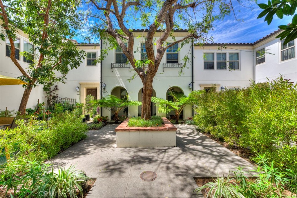 2071 Atlantic Avenue Long Beach, CA 90806 - Photo 1 of 15 a view of house with a outdoor space