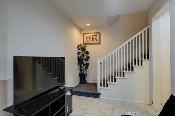 a view of entryway and hall