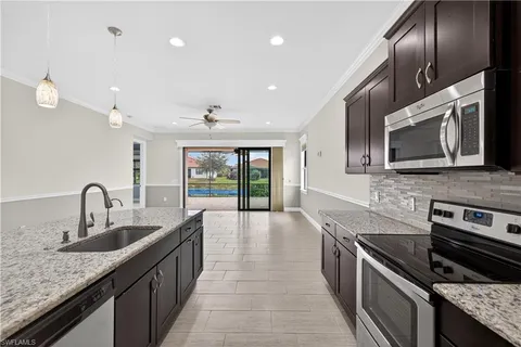 $580,000 | 1412 Lucena Lane South, Naples, FL 34113