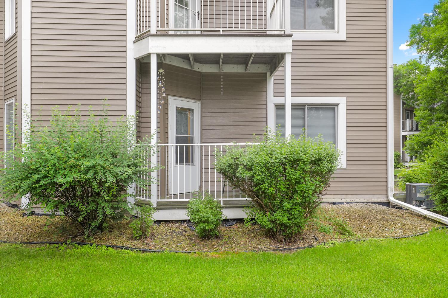 742 County Rd F West, Unit B Shoreview, MN 55126 - Photo 15 of 19
