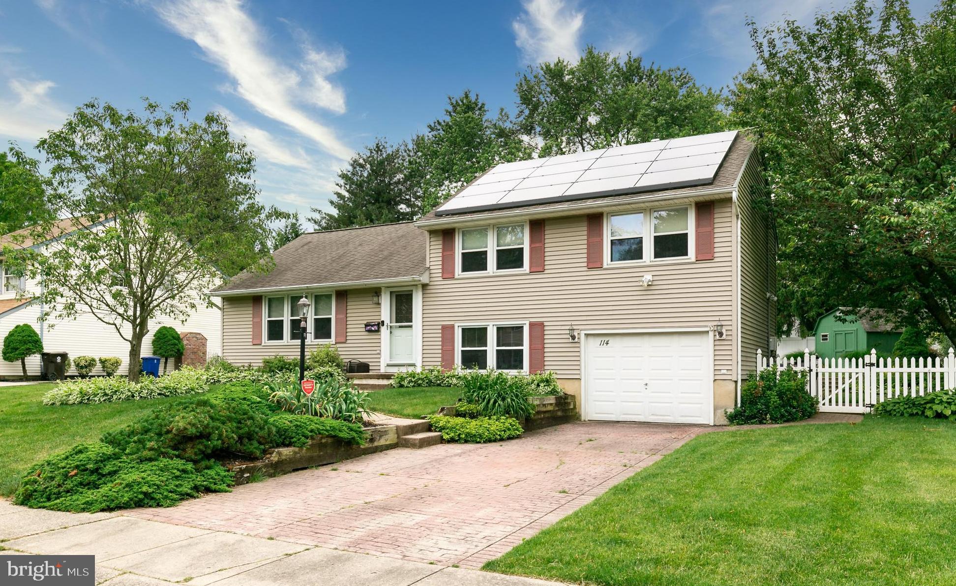114 Pine Valley Road Delran, NJ 08075 - Photo 1 of 26 Front Exterior