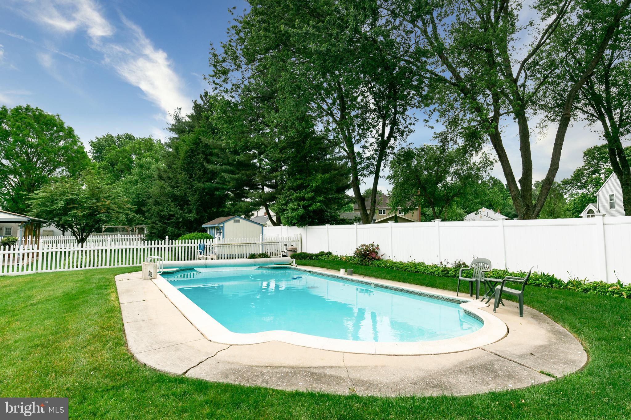 114 Pine Valley Road Delran, NJ 08075 - Photo 21 of 26 In-ground pool
