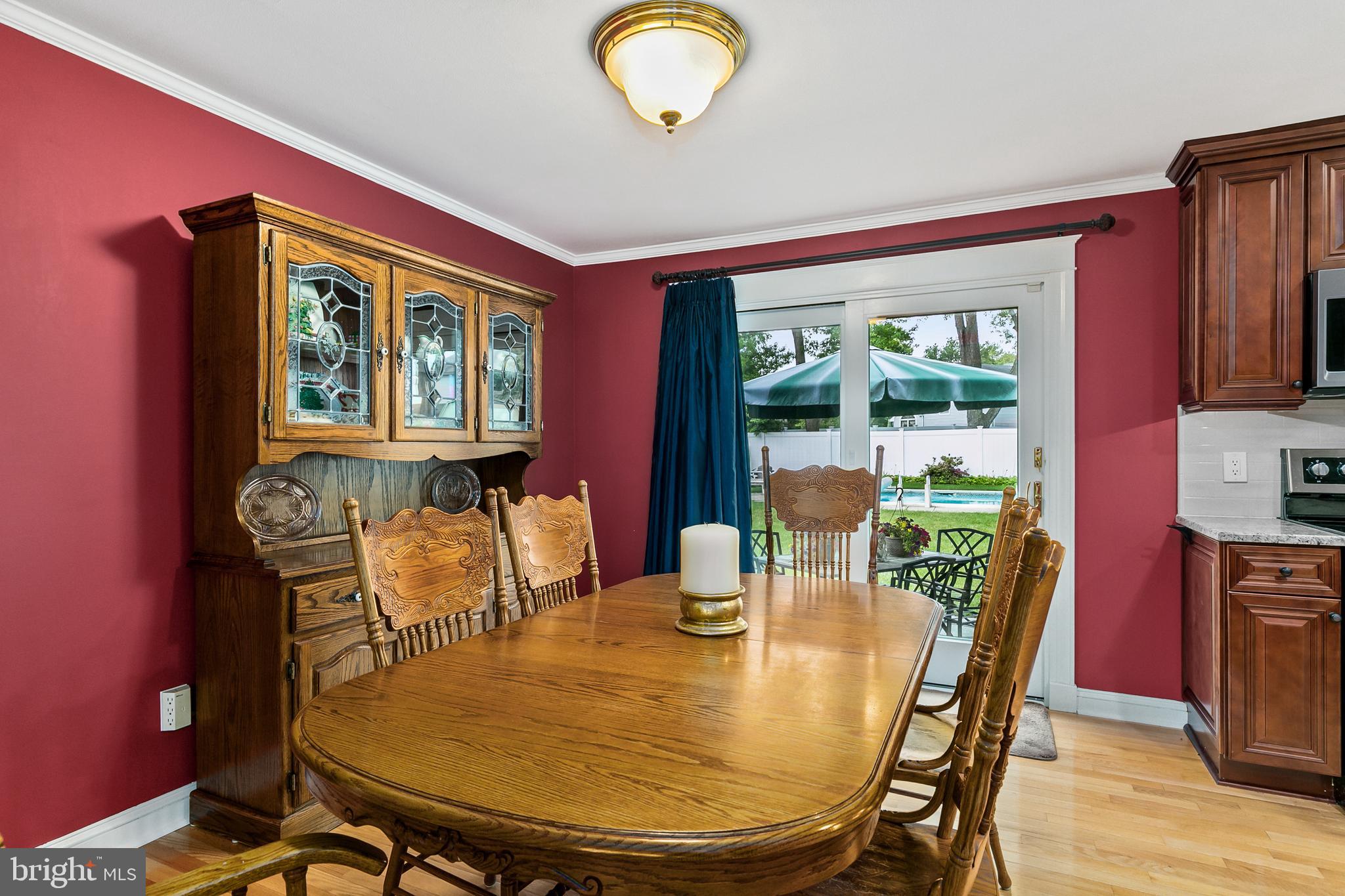 114 Pine Valley Road Delran, NJ 08075 - Photo 7 of 26 Dining Room