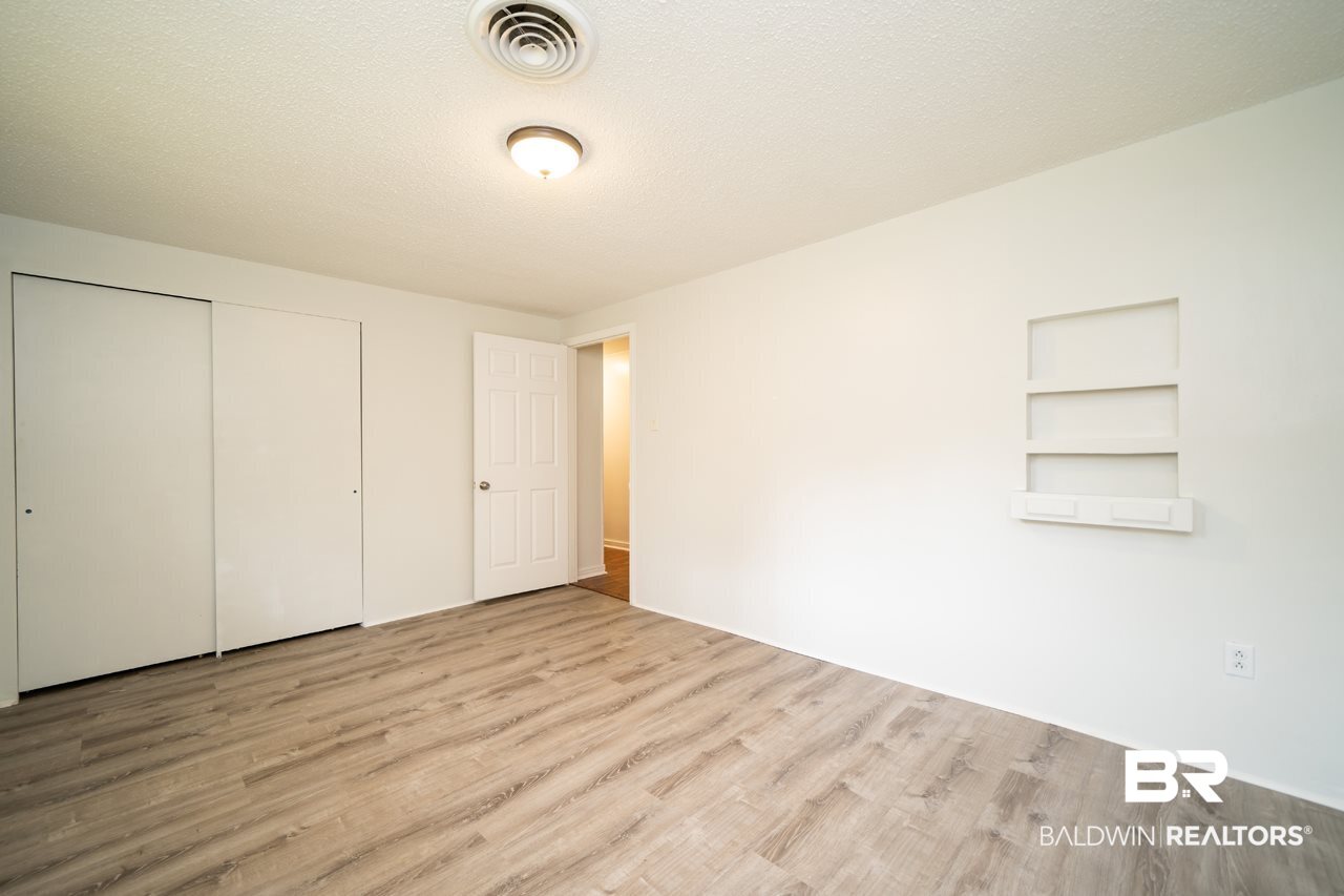 7633 Hoppes Drive Foley, AL 36535 - Photo 15 of 29