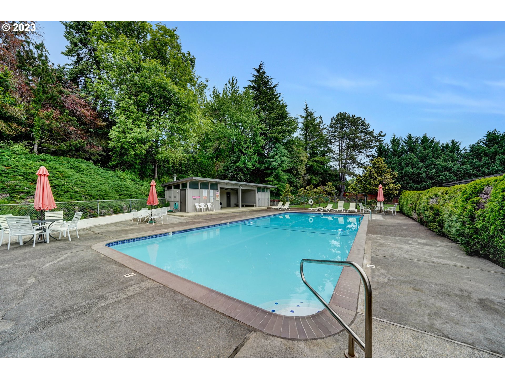 4460 Southwest Scholls Ferry Road, Unit 23 Portland, OR 97225 - Photo 20 of 21 Community Pool