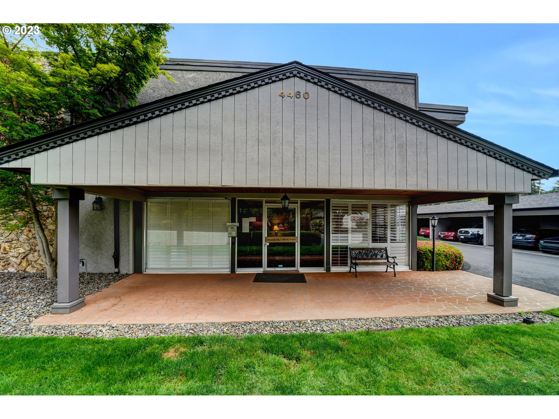 4460 Southwest Scholls Ferry Road, Unit 23 Portland, OR 97225 - Photo 3 of 21 Exterior