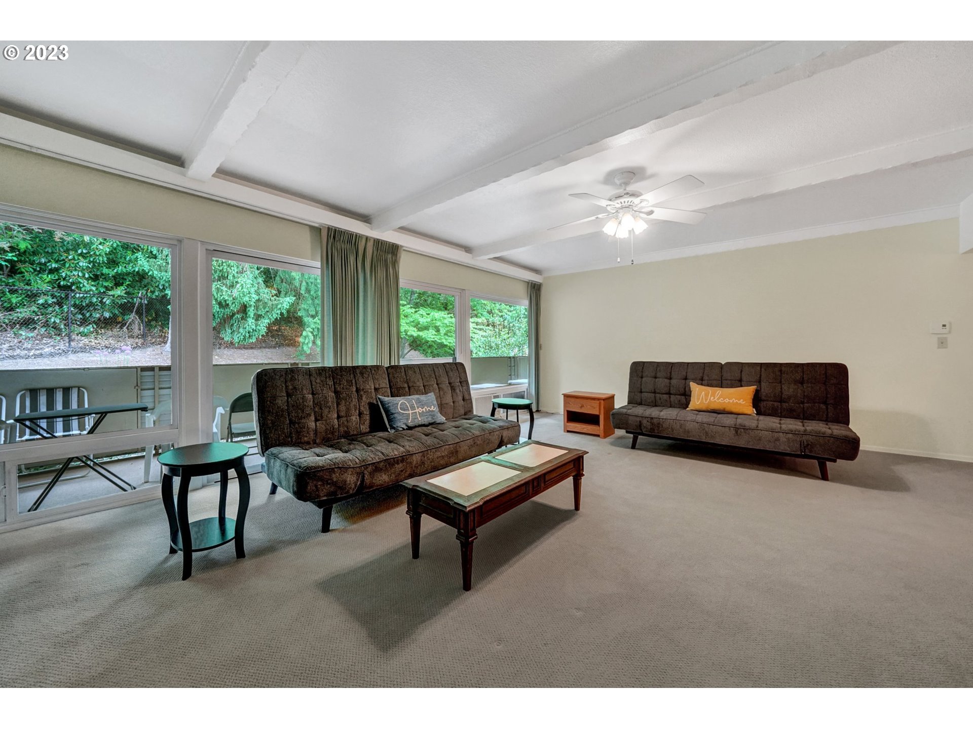 4460 Southwest Scholls Ferry Road, Unit 23 Portland, OR 97225 - Photo 6 of 21 Living Room