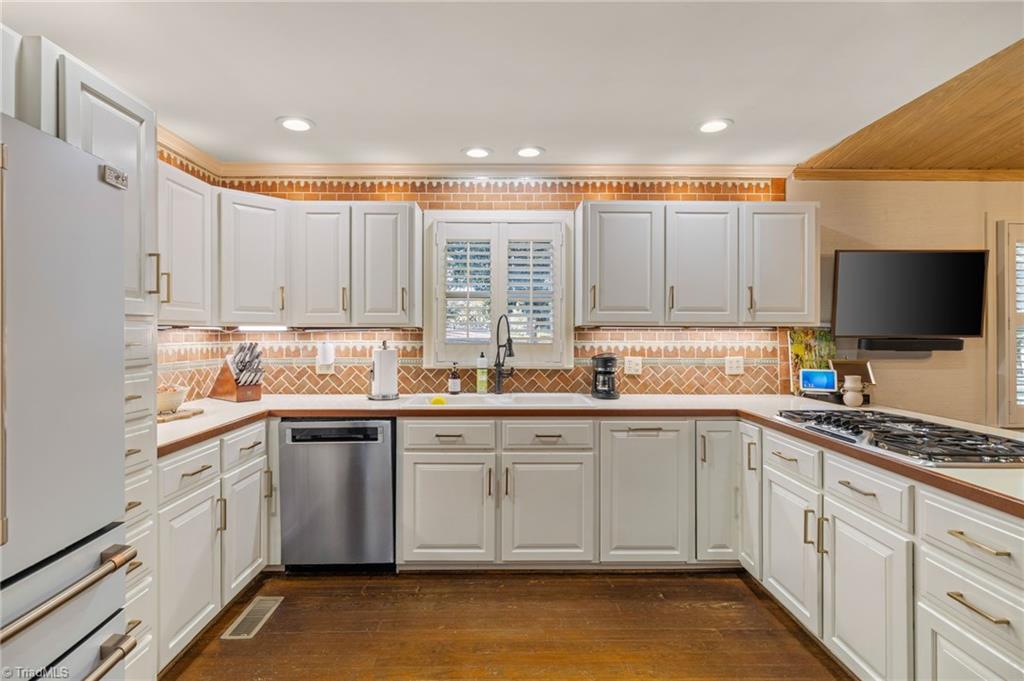 3030 Memorial Industrial School Road Germanton, NC 27019 - Photo 14 of 50