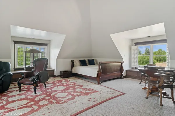 $2,250,000 | 300 East Euclid Avenue, Arlington Heights, IL 60004