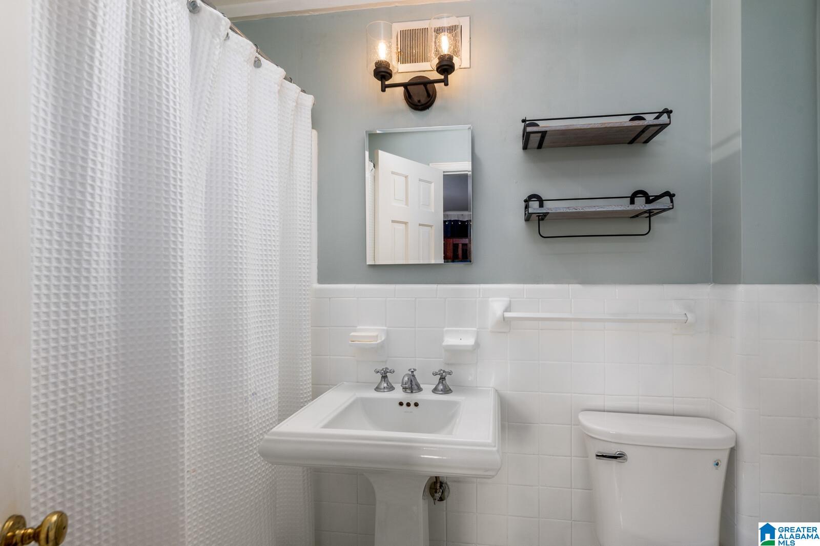 3656 Rockhill Road Birmingham, AL 35223 - Photo 40 of 56