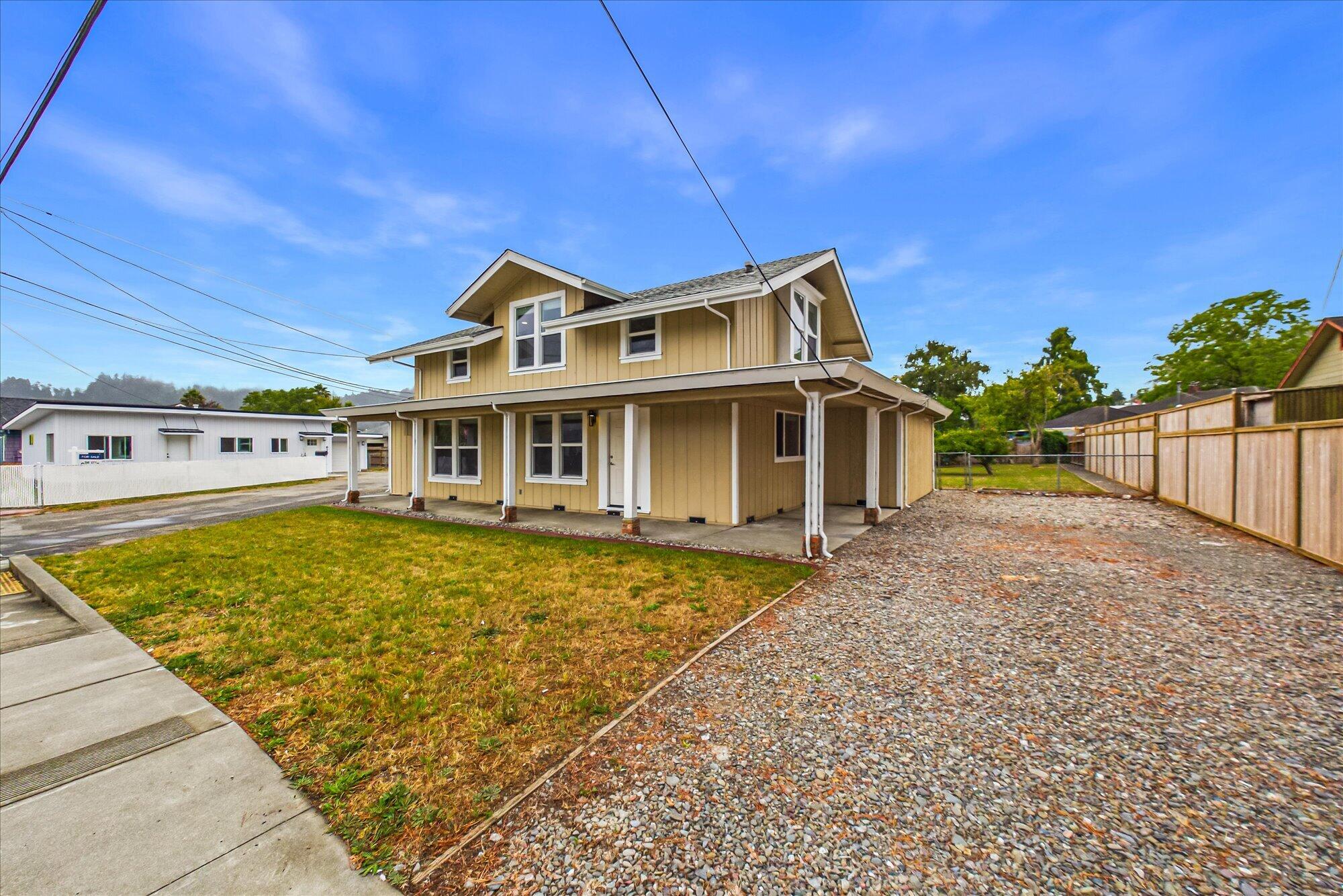 45 Davis Street Rio Dell, CA 95562 - Photo 2 of 70 Gallery Image 2