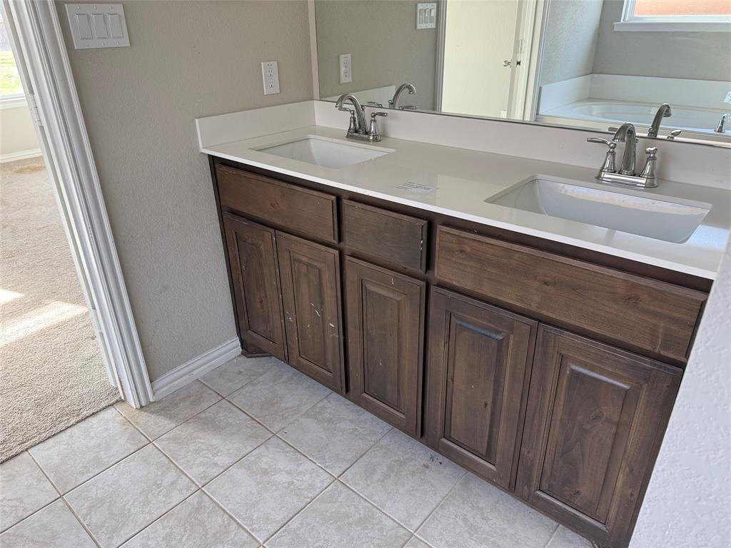 509 Smith Road Springtown, TX 76082 - Photo 20 of 28