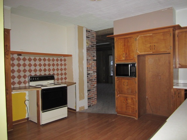 1914 Bashor Road Goshen, IN 46526 - Photo 5 of 14 Gallery Image 5