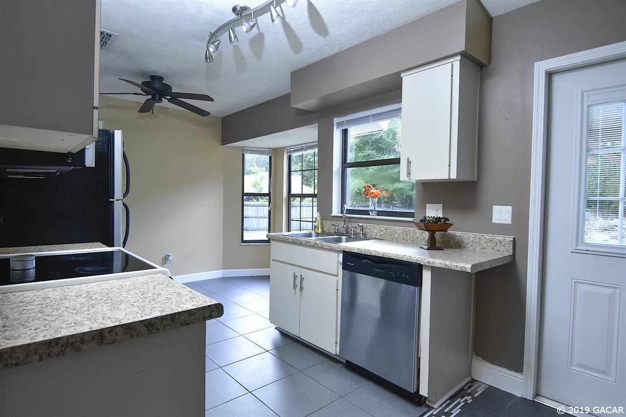 5806 Southwest 108th Street Ocala, FL 34476 - Photo 3 of 29
