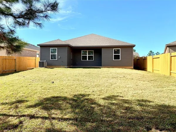 $1,850 | 8881 Oval Glass Street, Conroe, TX 77304