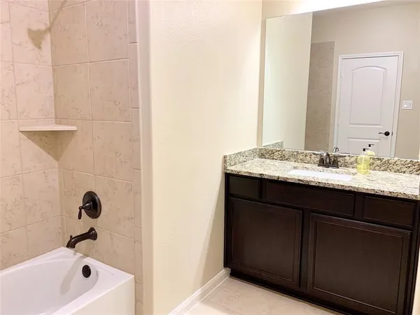 $1,850 | 8881 Oval Glass Street, Conroe, TX 77304