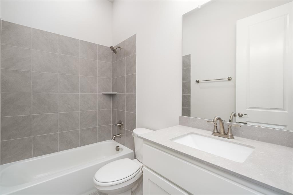 742 Oak Street Lavon, TX 75166 - Photo 22 of 32 06_742_Oak_St_Lavon_TX_75166__Exports6