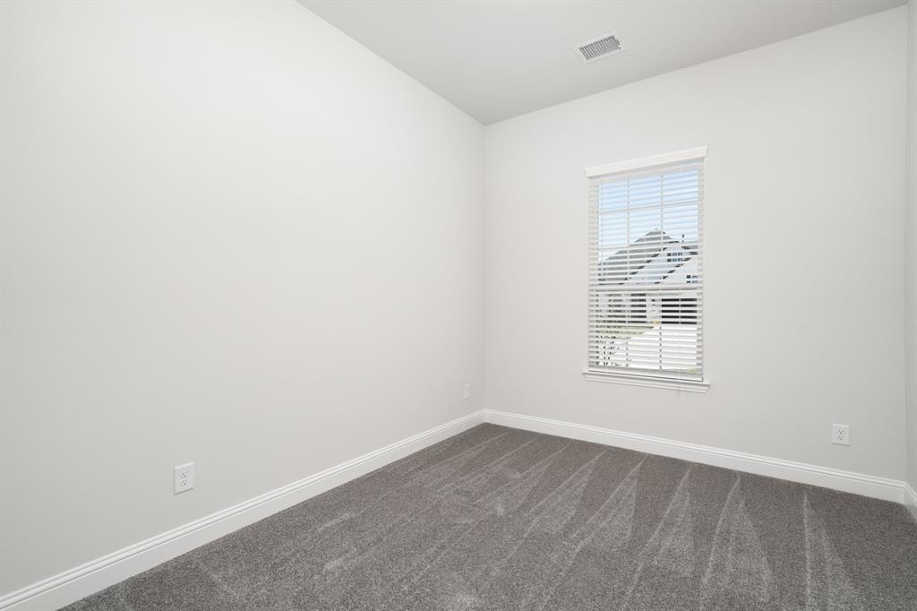 742 Oak Street Lavon, TX 75166 - Photo 24 of 32 08_742_Oak_St_Lavon_TX_75166__Exports8