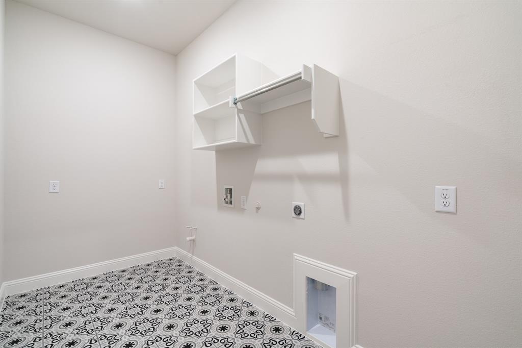 742 Oak Street Lavon, TX 75166 - Photo 28 of 32 17_742_Oak_St_Lavon_TX_75166__Exports17