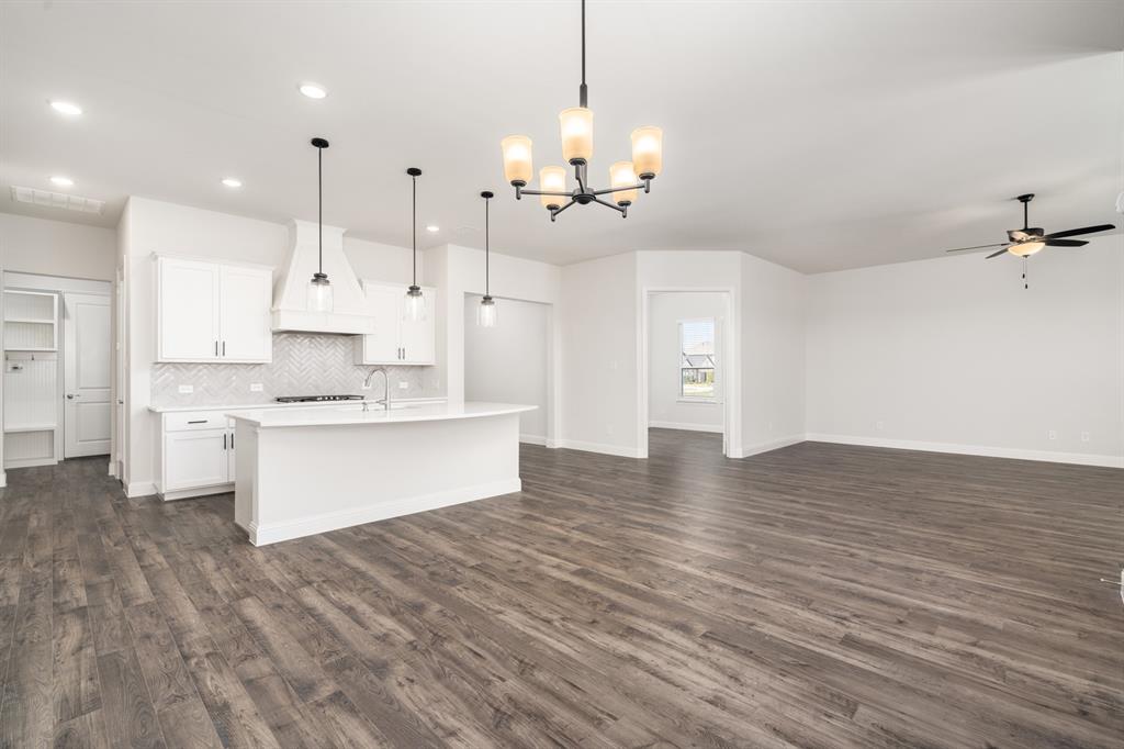 742 Oak Street Lavon, TX 75166 - Photo 7 of 32 19_742_Oak_St_Lavon_TX_75166__Exports19