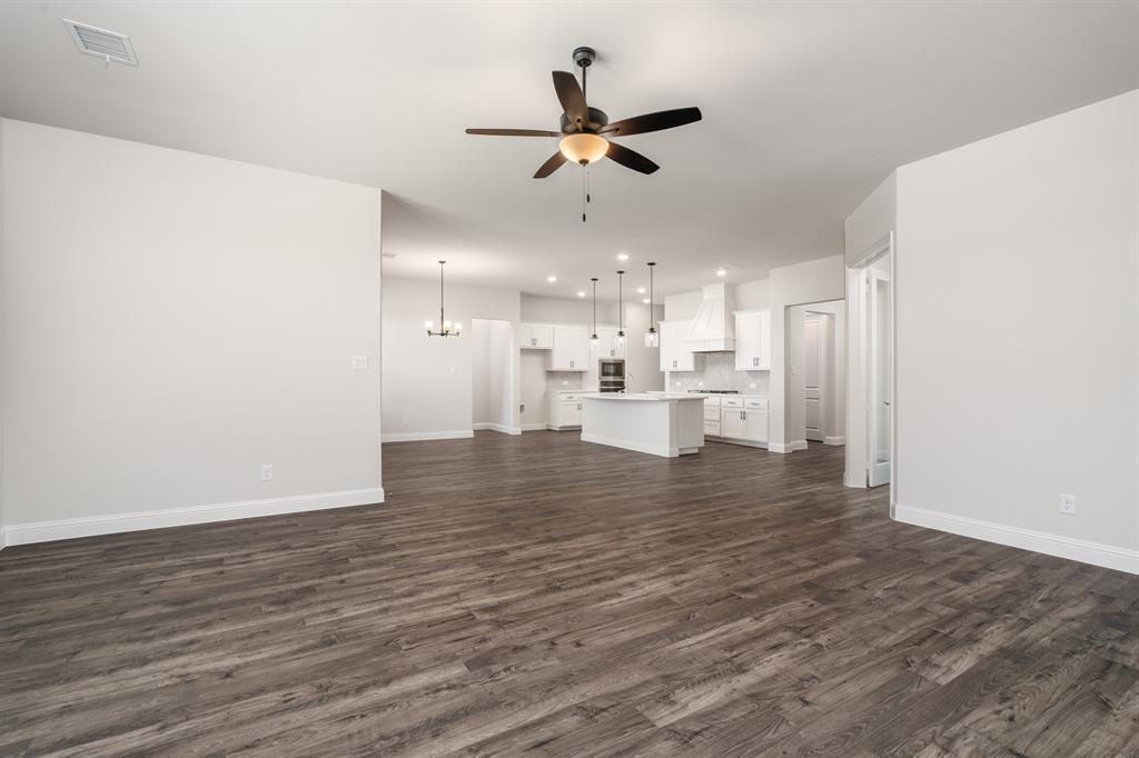 742 Oak Street Lavon, TX 75166 - Photo 8 of 32 24_742_Oak_St_Lavon_TX_75166__Exports24