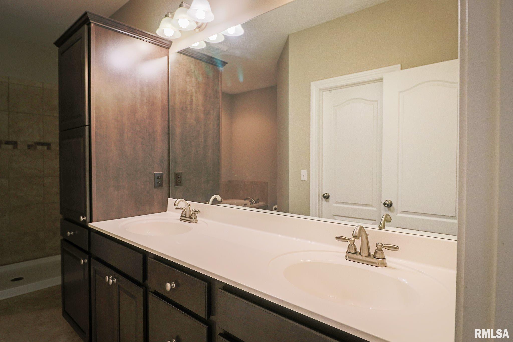 11208 North Tuscany Ridge Court Dunlap, IL 61525 - Photo 15 of 32 Gallery Image 15