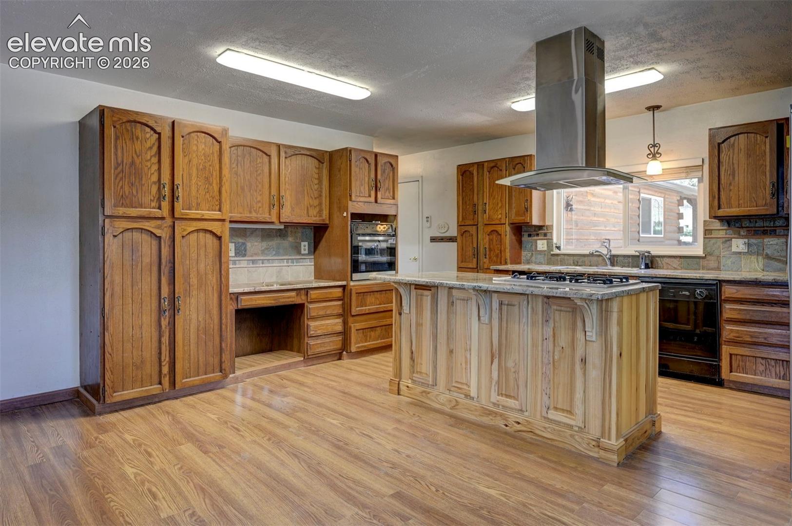 10689 Charles Lane Rye, CO 81069 - Photo 9 of 43 Gallery Image 9
