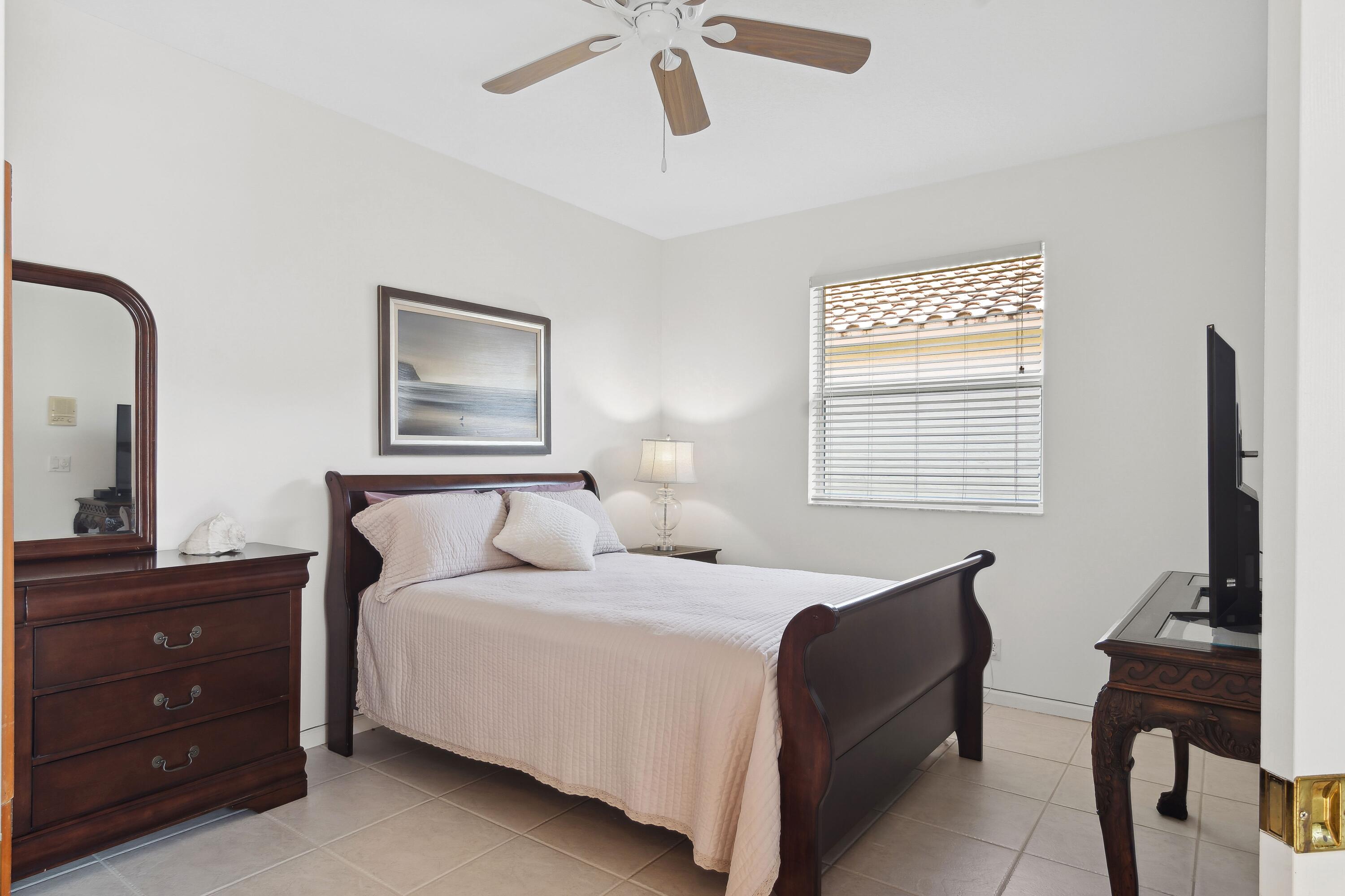 401 Springview Loop Port St. Lucie, FL 34986 - Photo 17 of 54 12_401NWSpringviewLoop_53_Den_HiRes - Co