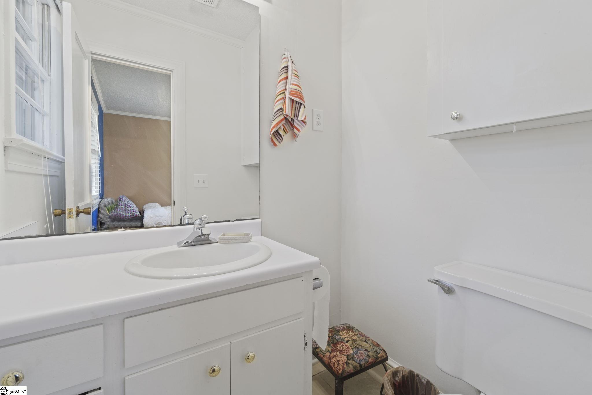 105 Ridgecrest Drive Belton, SC 29627 - Photo 14 of 24 Gallery Image 14