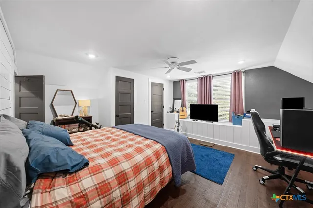 $352,000 | 1005 East 14th Street, Cameron, TX 76520