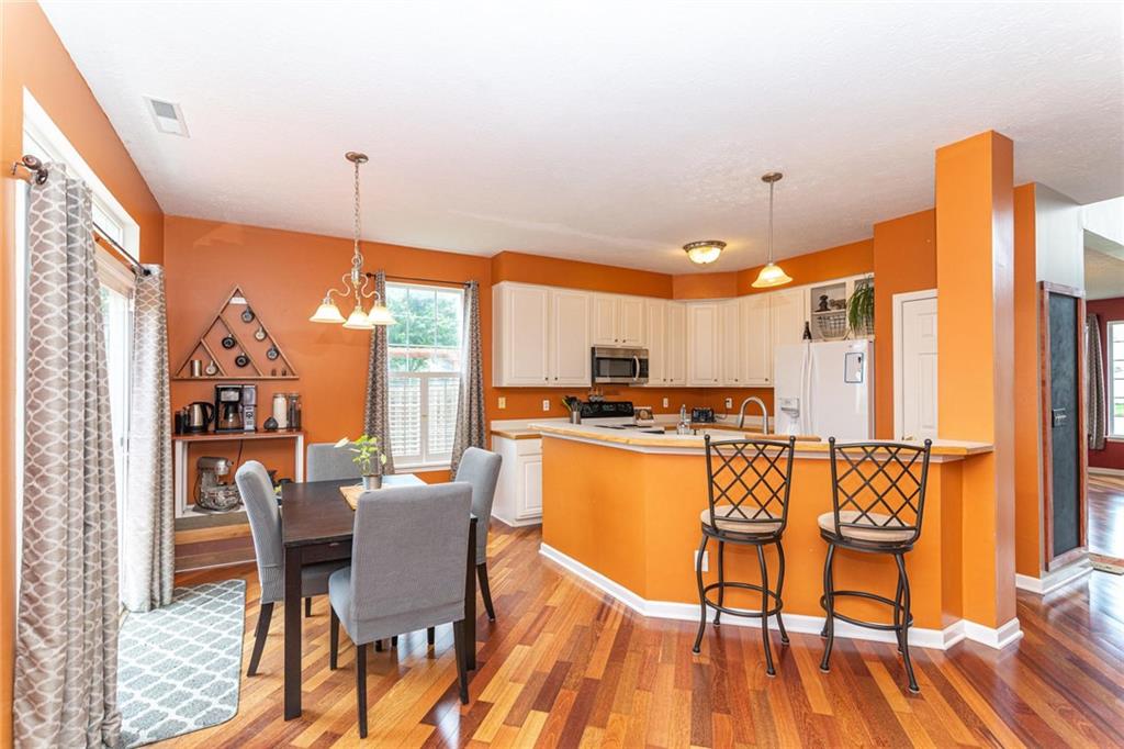 10517 Silver Ridge Circle Fishers, IN 46038 - Photo 11 of 31 Gallery Image 11