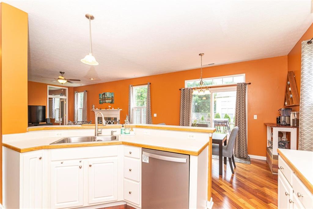 10517 Silver Ridge Circle Fishers, IN 46038 - Photo 15 of 31 Gallery Image 15