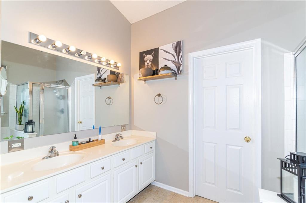 10517 Silver Ridge Circle Fishers, IN 46038 - Photo 27 of 31 Gallery Image 27
