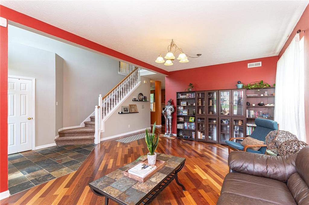 10517 Silver Ridge Circle Fishers, IN 46038 - Photo 7 of 31 Gallery Image 7