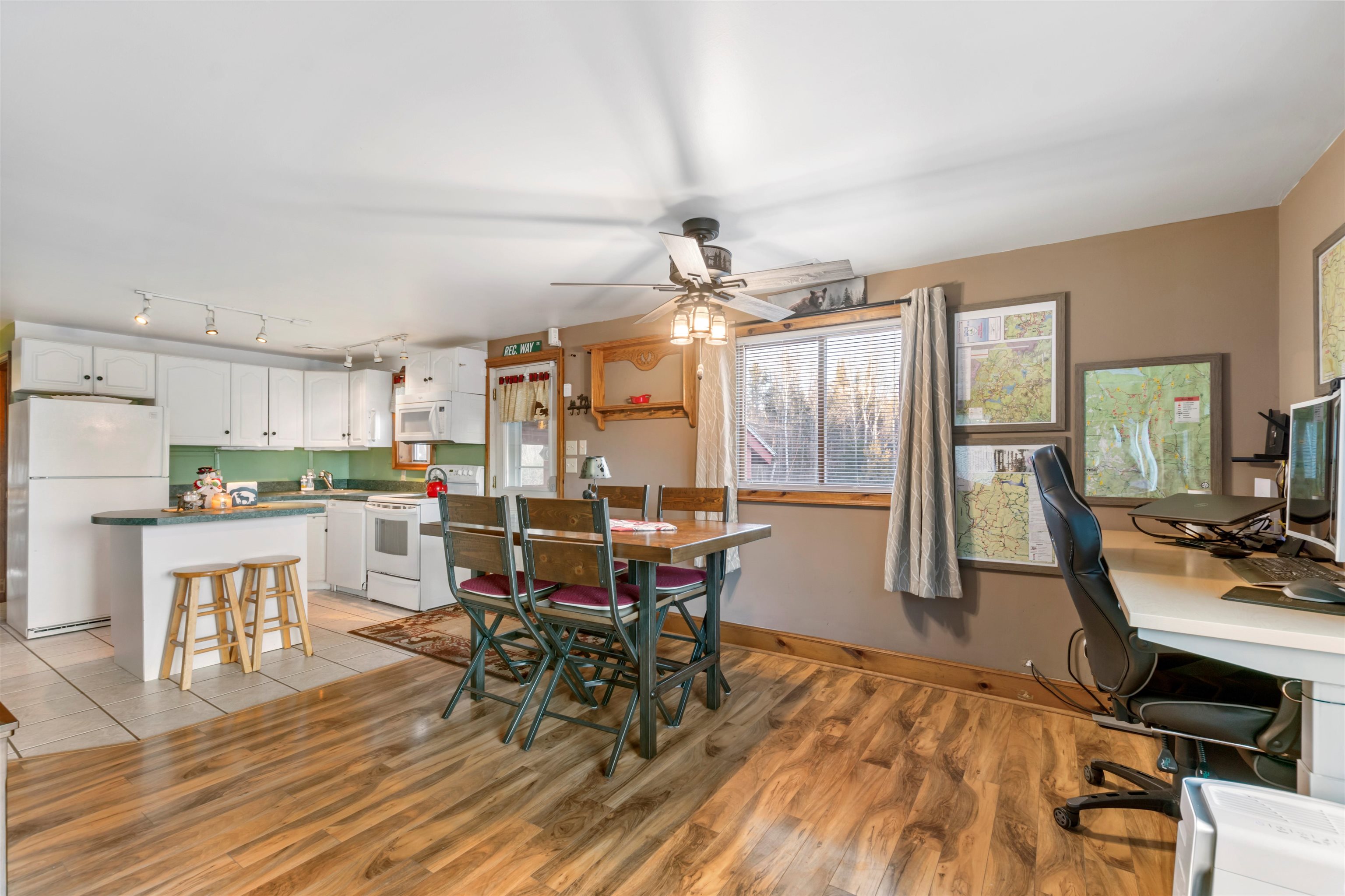 223 Blakely Farm Road Colebrook, NH 03576 - Photo 5 of 35