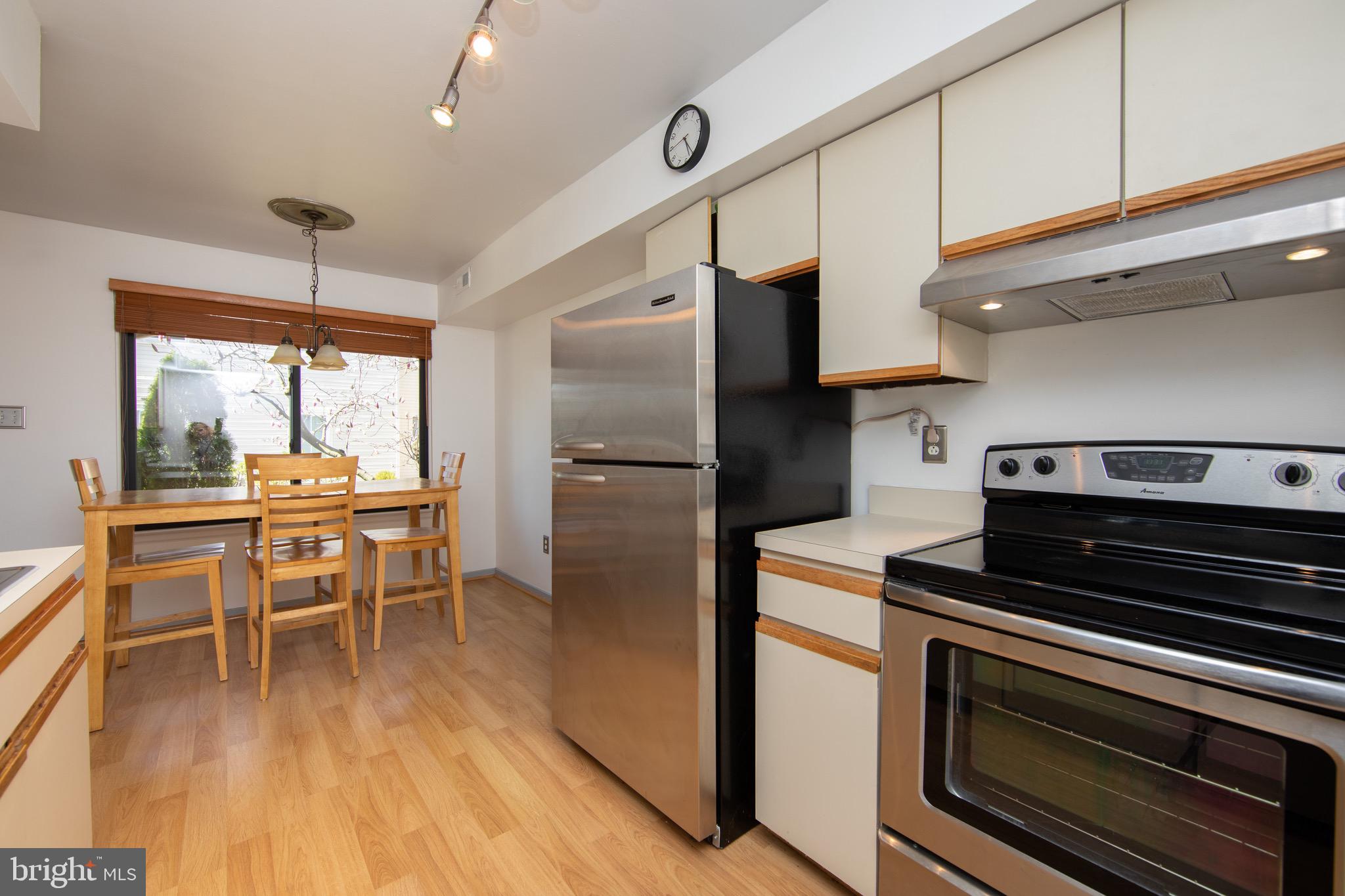 2115 Sandra Road Voorhees, NJ 08043 - Photo 8 of 20 Kitchen