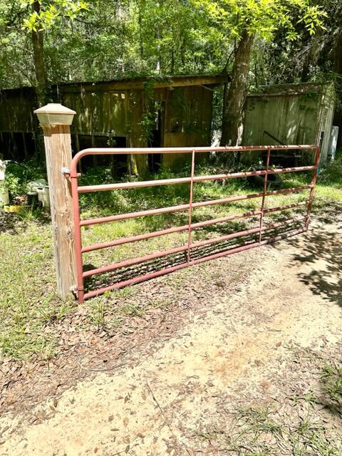 4266 Carr Road Holt, FL 32564 - Photo 19 of 28 Gated entrance