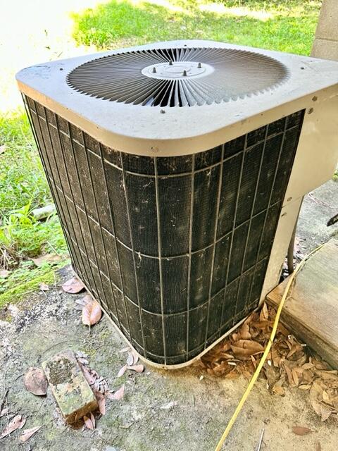 4266 Carr Road Holt, FL 32564 - Photo 25 of 28 Outdoor HVAC