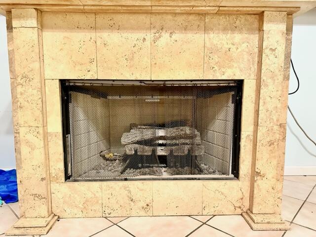 4266 Carr Road Holt, FL 32564 - Photo 6 of 28 Gas fireplace