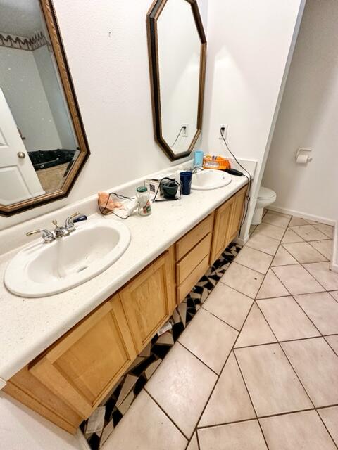 4266 Carr Road Holt, FL 32564 - Photo 8 of 28 Master bathroom