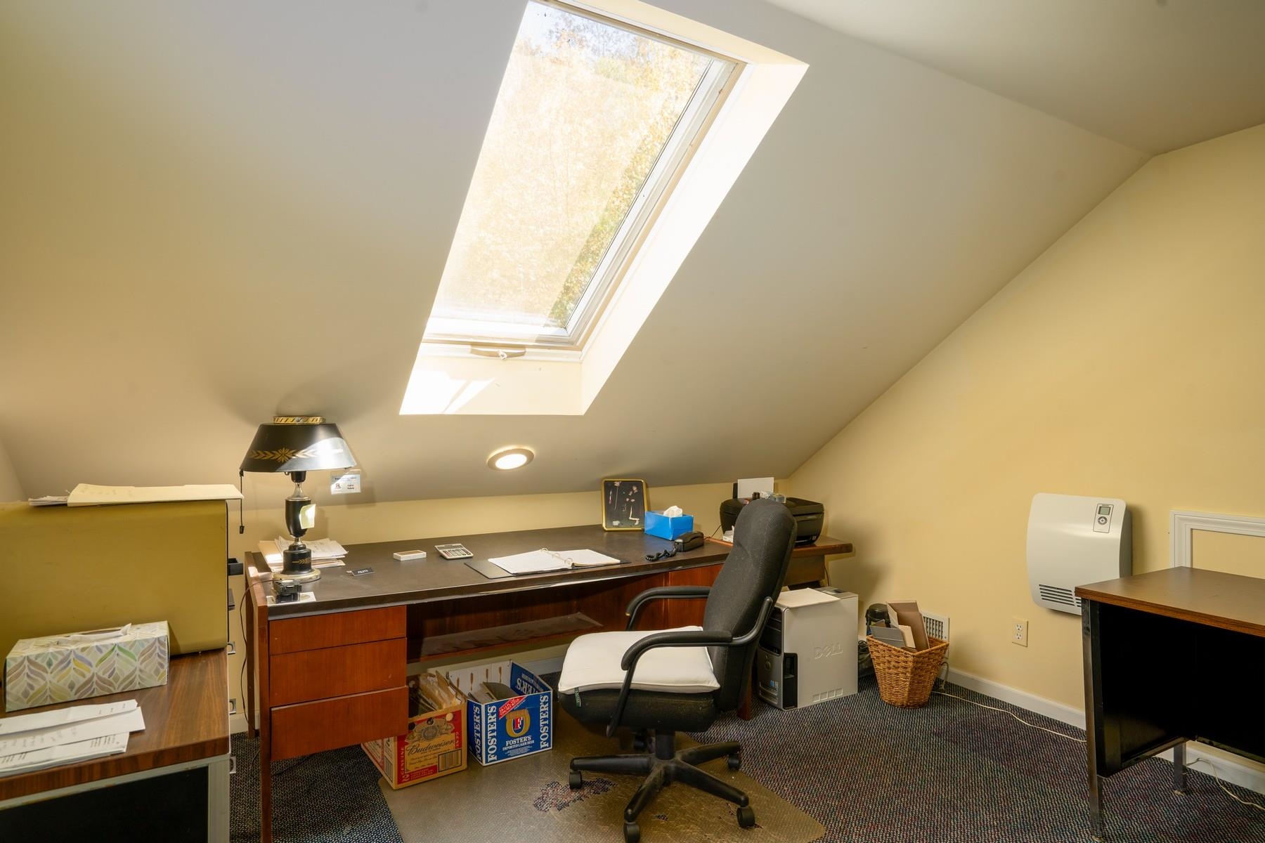 389 Wilcox Road Arlington, VT 05250 - Photo 14 of 24 Gallery Image 14